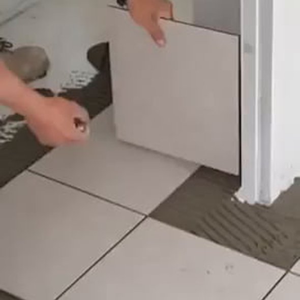 This contractor's craftsmanship in accuracy and fitting in putting this tile down.