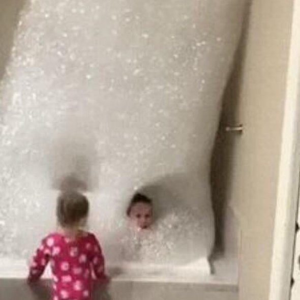 INnOcEnT bAbY wAtChEs As HiS bRoThEr gETs eAteN AliVE bY sOaP mOnSTEr
